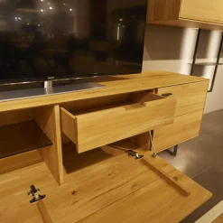 Wöstmann Wohnwände & Tv-Lowboards|Wohnwand WM 1880 Wildeiche Massiv Soft Gebürstet Mit LED-Beleuchtung