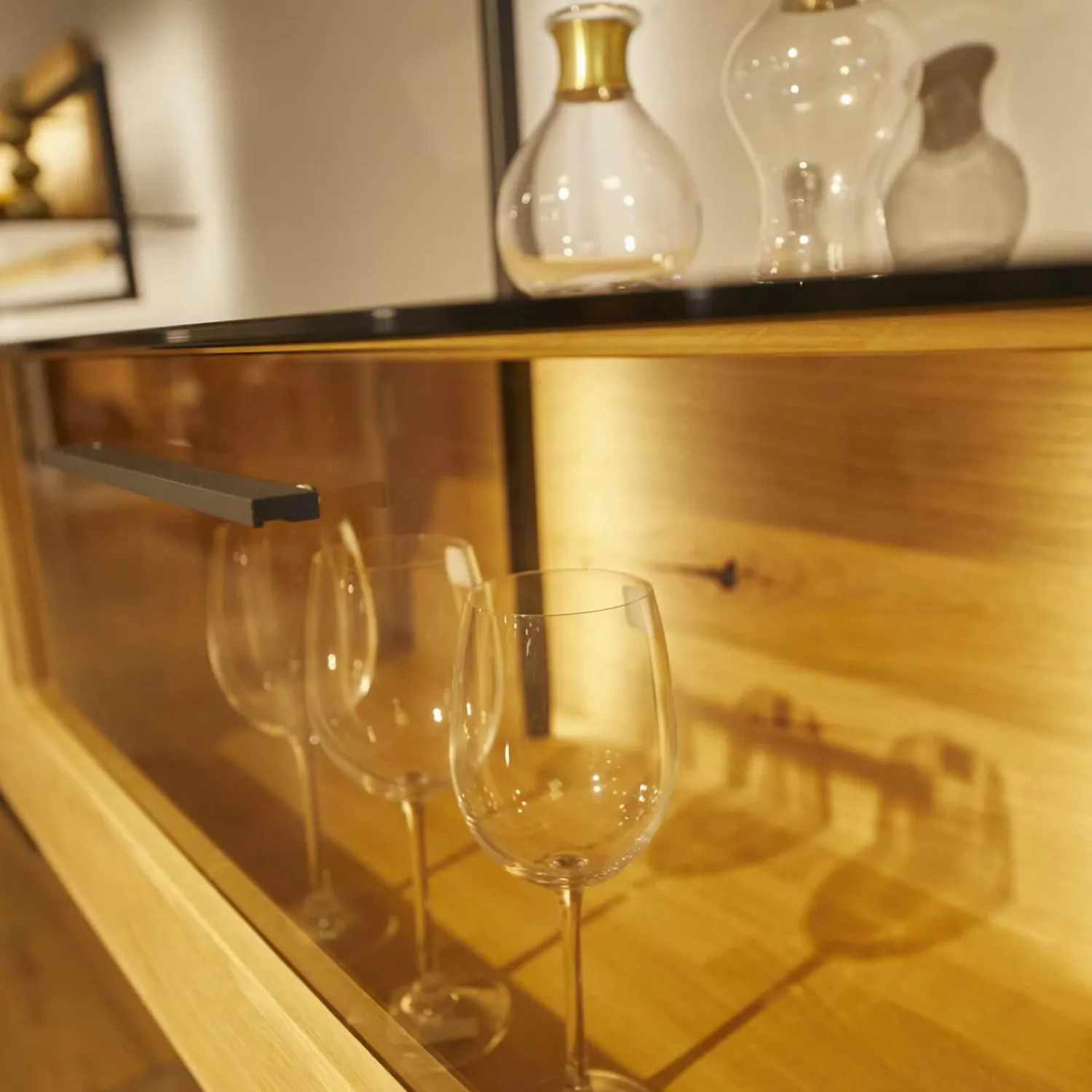 Wöstmann Wohnwände & Tv-Lowboards|Wohnwand WM 1880 Wildeiche Massiv Soft Gebürstet Mit LED-Beleuchtung