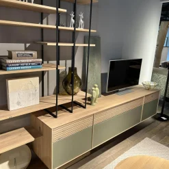 Anrei Wohnwände & Tv-Lowboards|Wohnwandkombination Lina Eiche Massiv Gebürstet Weiß Geölt Glas Matt Salbei Mit Schreibplatz