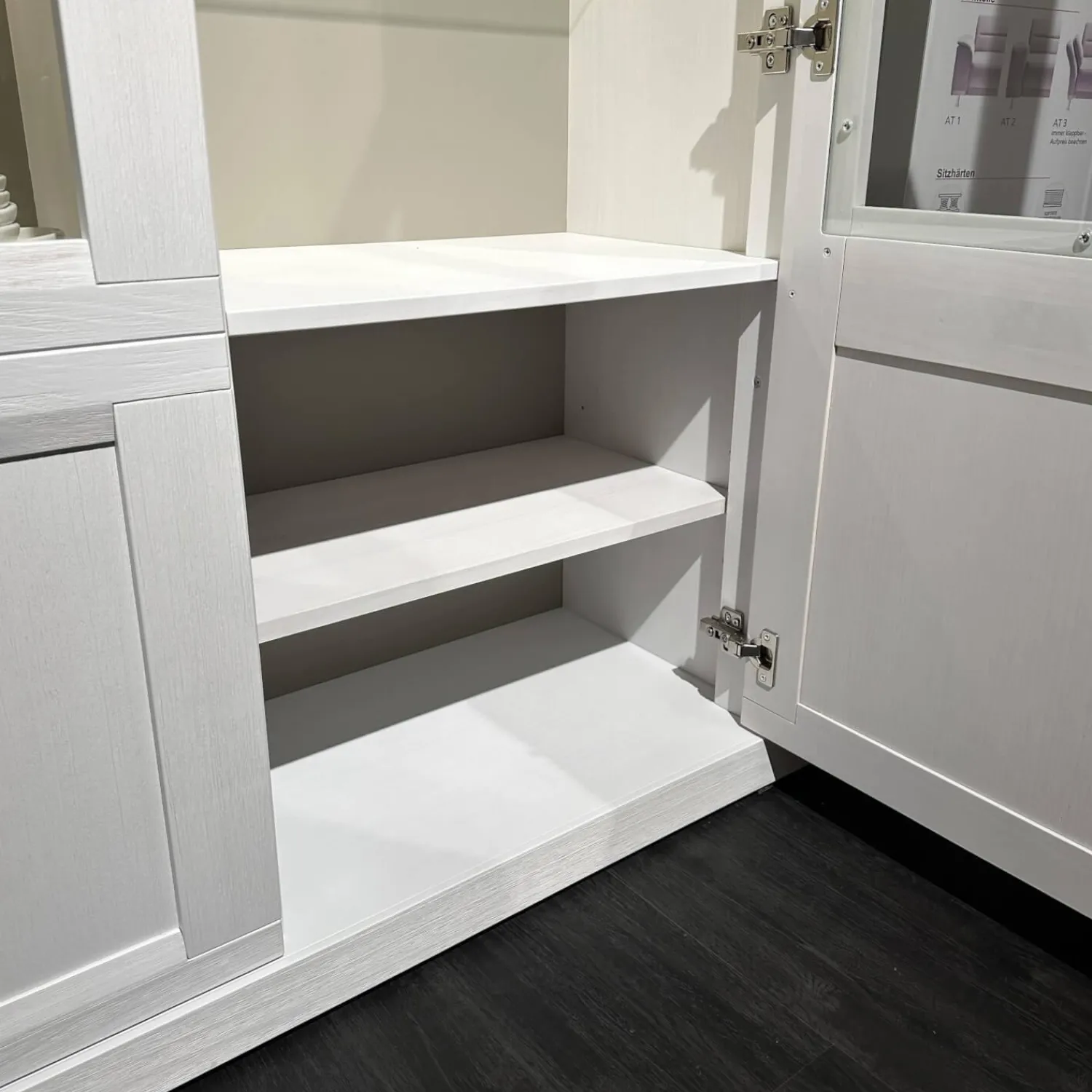 Wöstmann Vitrinen & Highboards|Zeilenschrank WM Casa 220 Pinie Massiv Weiß Soft Gebürstet Mit LED Beleuchtung